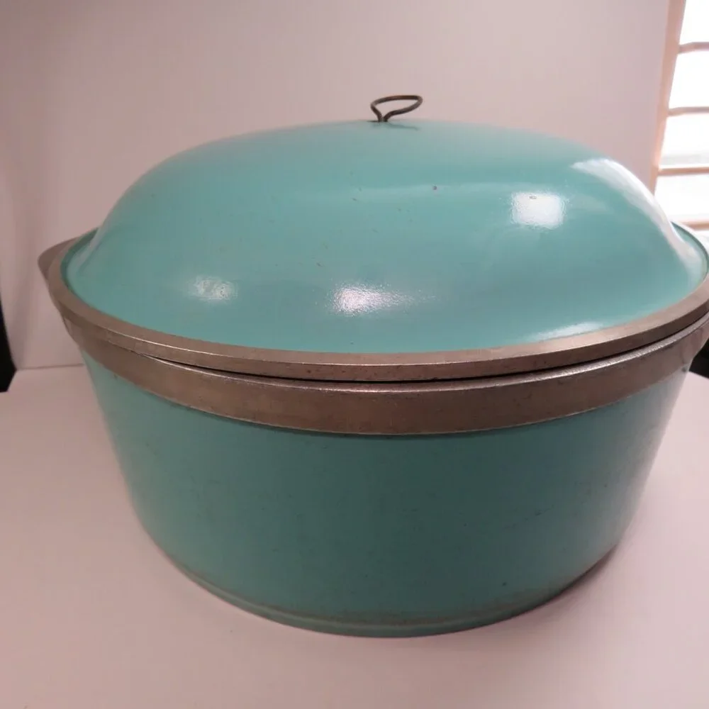 Vintage Club Aluminum Dutch Oven 4.5 Quart READ ALL